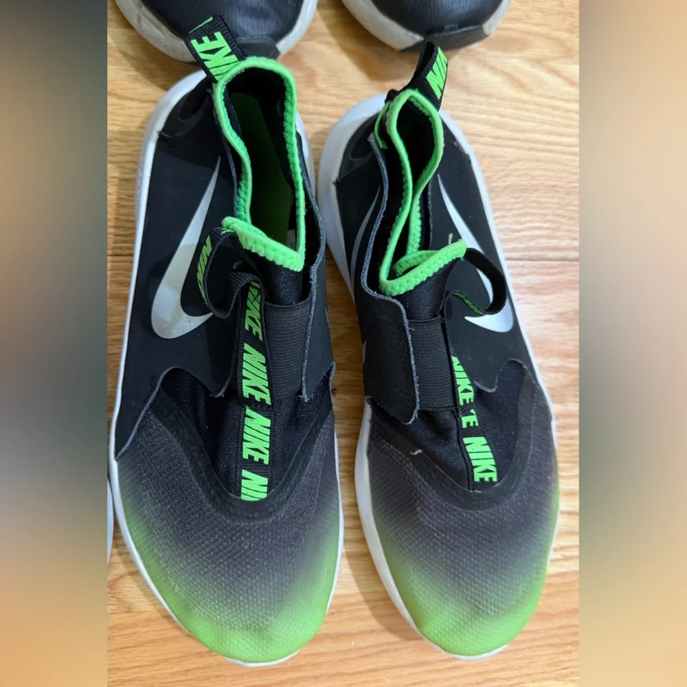 NIKE Slip-On Sneakers Bundle Size 7Y